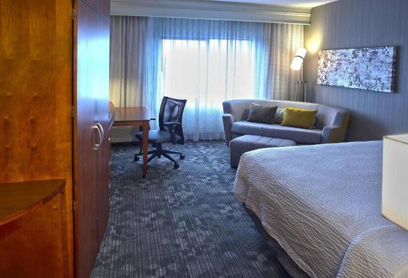 سوئیت با تخت بزرگ, Courtyard By Marriott Hamilton