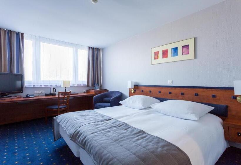 Номер бизнес-класса, Qubus Hotel Legnica