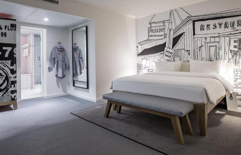 سوییت, Radisson Red Brussels