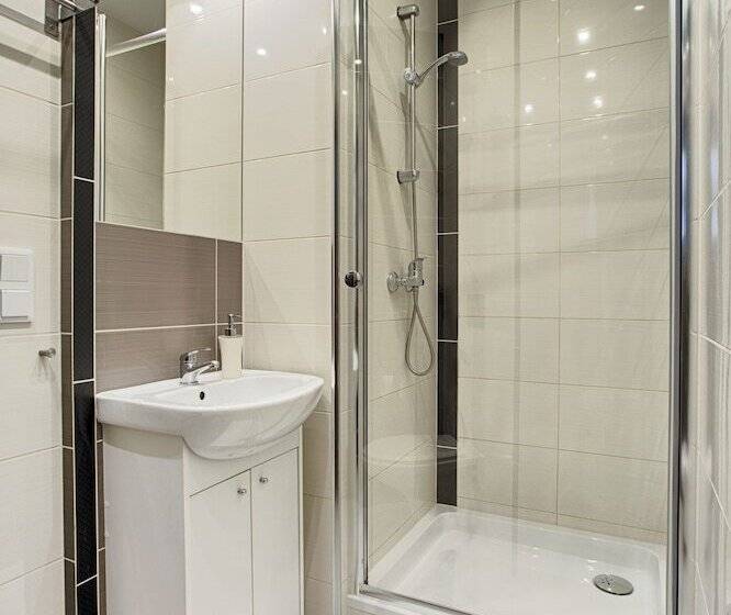 Четырехместный Номер Классик, Daniel Griffin Aparthotel By Artery Hotels