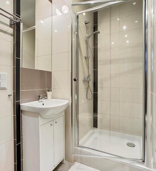 Четырехместный Номер Классик, Daniel Griffin Aparthotel By Artery Hotels