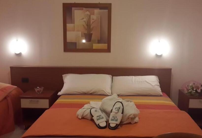 اتاق لوکس, Garden Hotel Tabiano