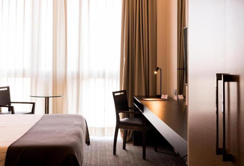 اتاق اجرایی, Litta Palace Milano