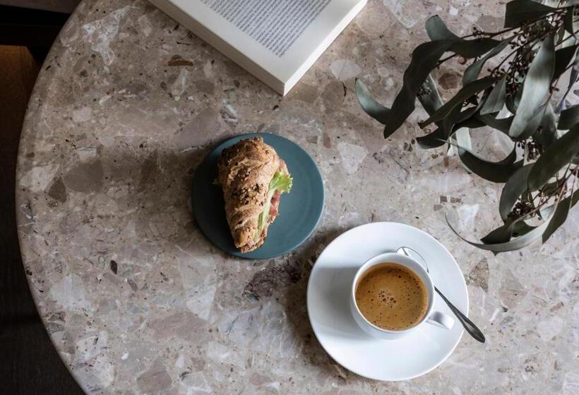 سوییت, Litta Palace Milano