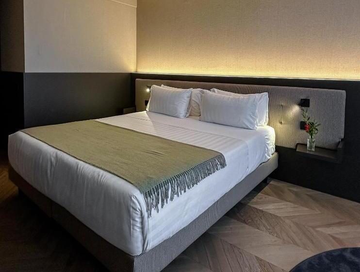 اتاق سوپریور, Litta Palace Milano