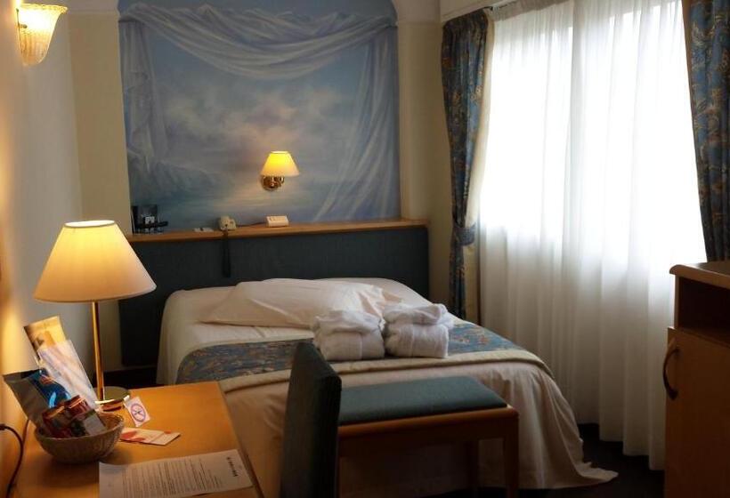 Номер Basic, Luna Riccione E Aqua Spa Only Adults +12