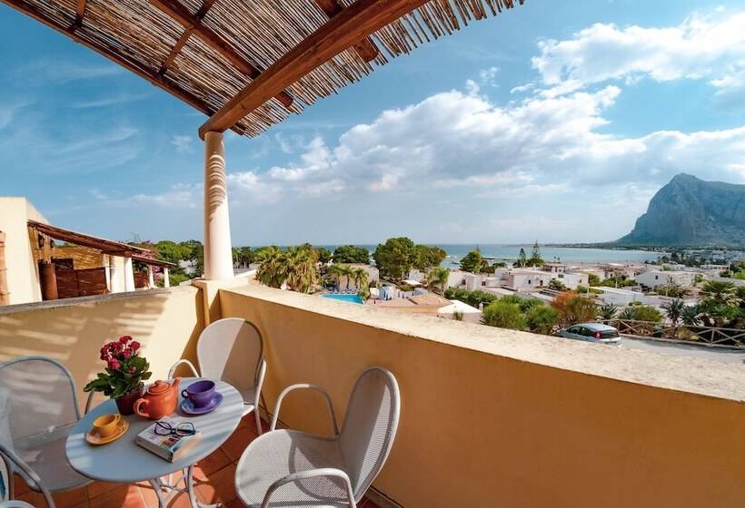 Апартаменты 1 Спальня Вид на Море, Villaggio Cala Mancina