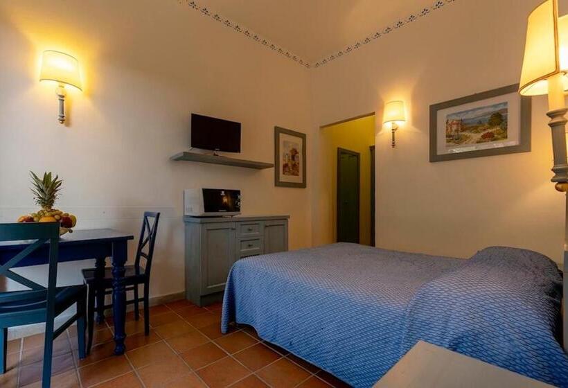 Студия Стандарт, Villaggio Cala Mancina