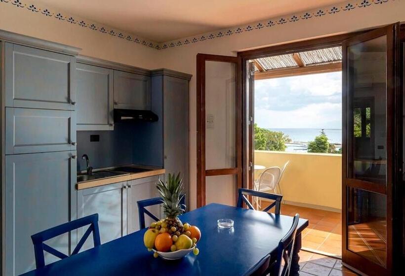 Апартаменты 1 Спальня Вид на Море, Villaggio Cala Mancina
