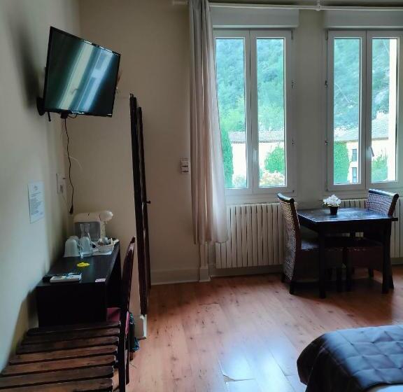 Номер Стандарт Трехместный, Auberge Du Parc