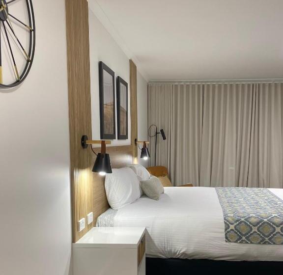 غرفة قياسية سرير كينج, Cattlemans Country Motor Inn & Serviced Apartments