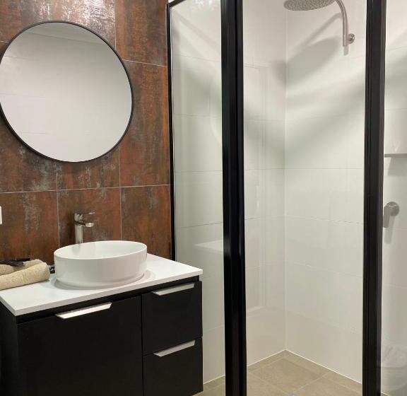 Стандартный Номер Кровать Кинг, Cattlemans Country Motor Inn & Serviced Apartments