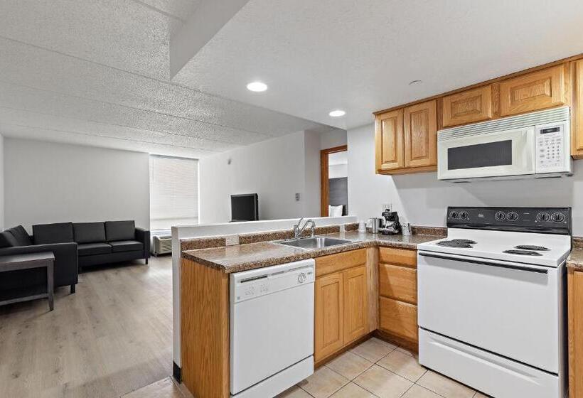 Люкс, Americinn By Wyndham Rochester Near Mayo Clinic