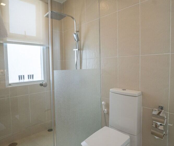 ویلای 4 خوابه, Tolani Le Bayburi Villas Pranburi