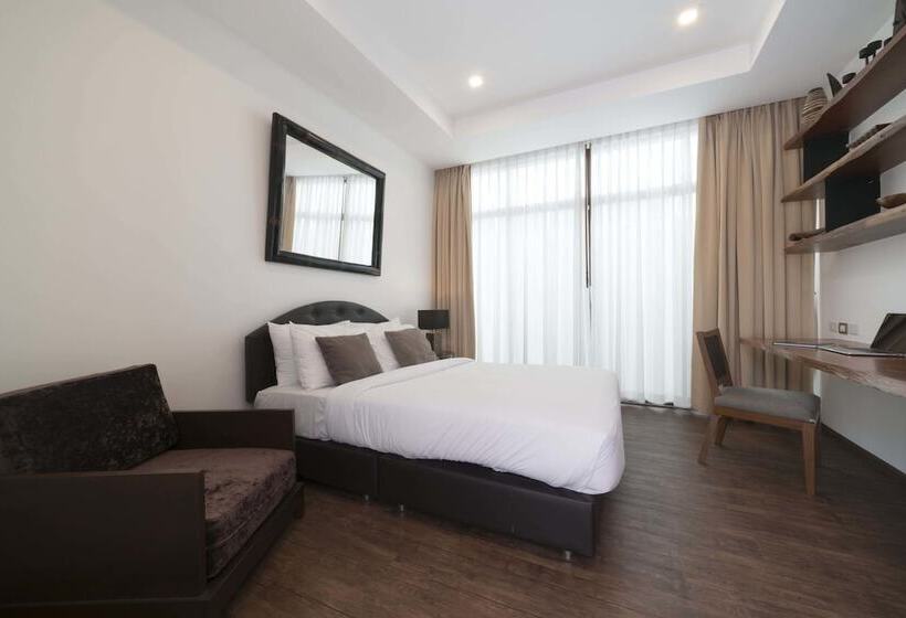 ویلای 4 خوابه, Tolani Le Bayburi Villas Pranburi