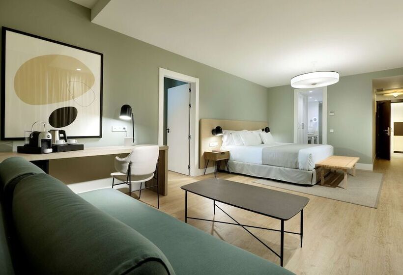 سوییت جونیور, Barcelo  Oviedo Cervantes