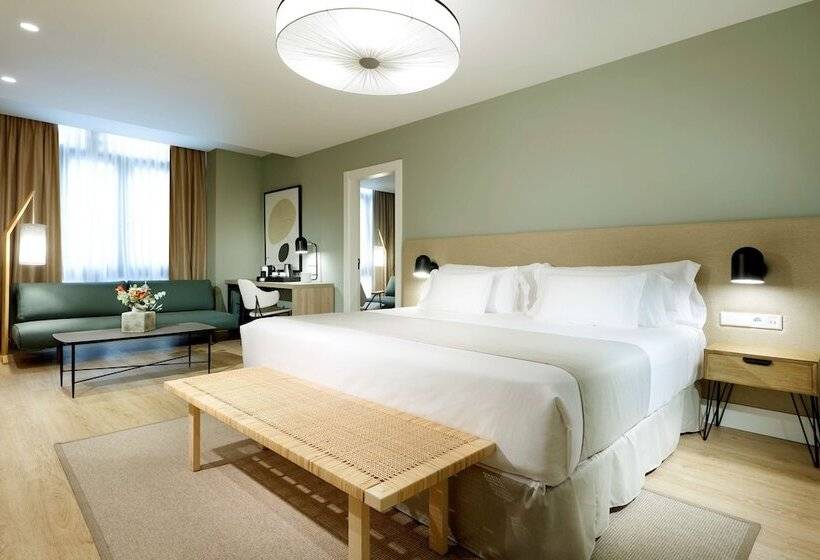 سوییت جونیور, Barcelo  Oviedo Cervantes