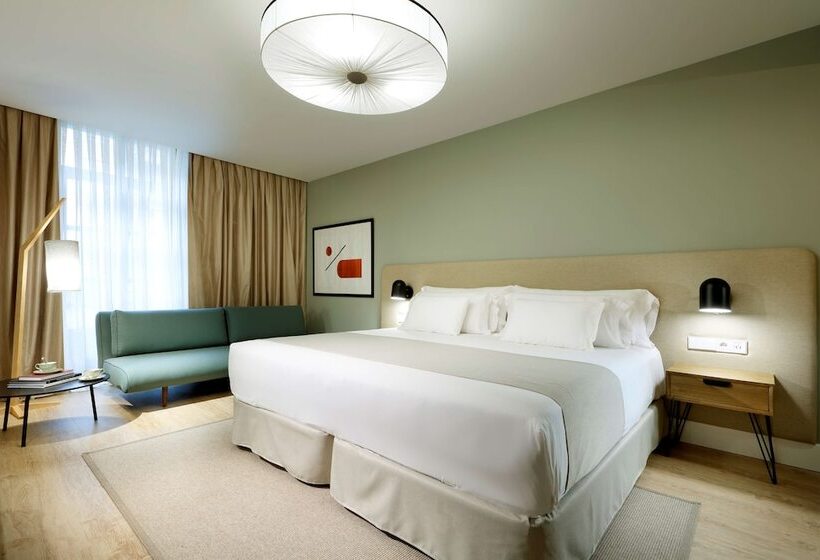 سوییت جونیور, Barcelo  Oviedo Cervantes