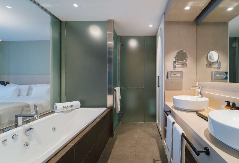 Premium Family Room, Barcelo  Oviedo Cervantes