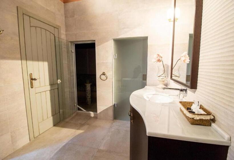 سوییت, Posada Los Condestables Hotel & Spa