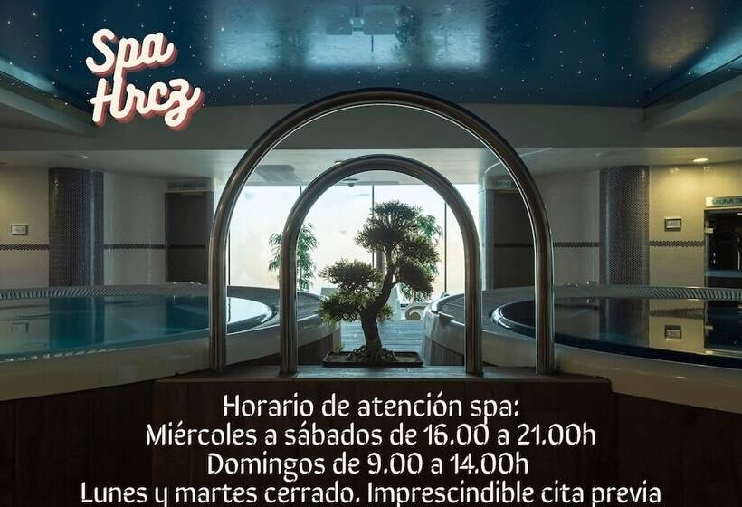 Номер Стандарт Трехместный, & Spa Real Ciudad De Zaragoza