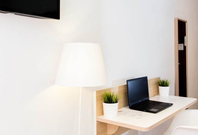 غرفة قياسية, Rooms Ciencias
