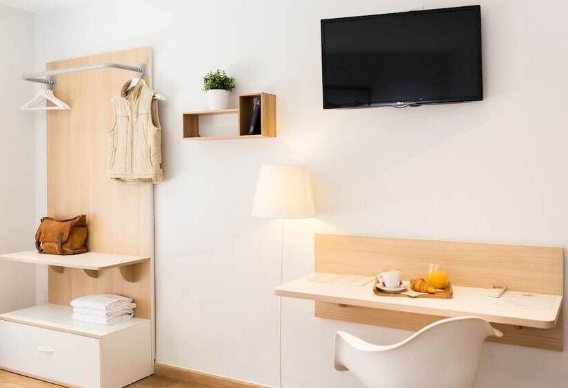 غرفة قياسية ثلاثية, Rooms Ciencias