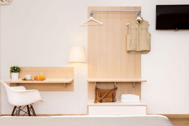 غرفة قياسية, Rooms Ciencias