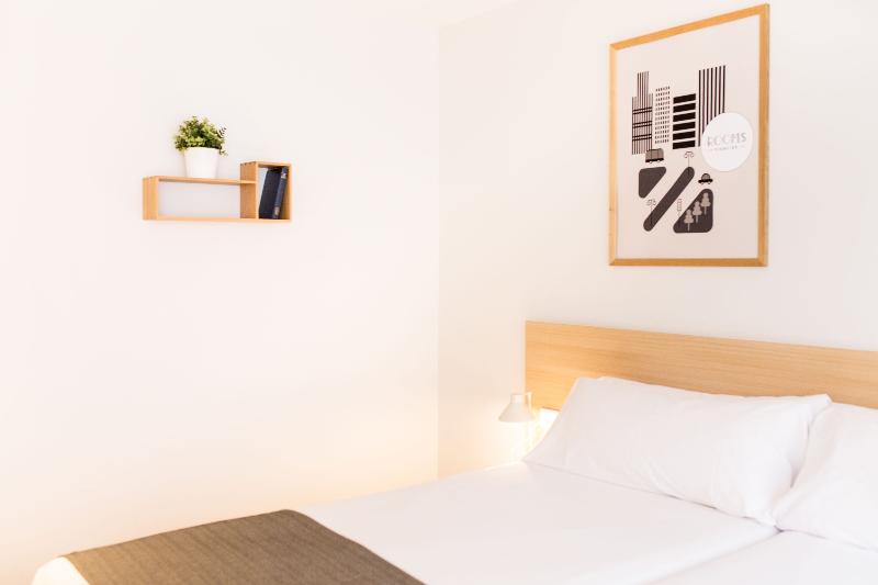 غرفة قياسية, Rooms Ciencias