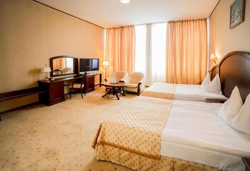 اتاق استاندارد, Imperial Inn
