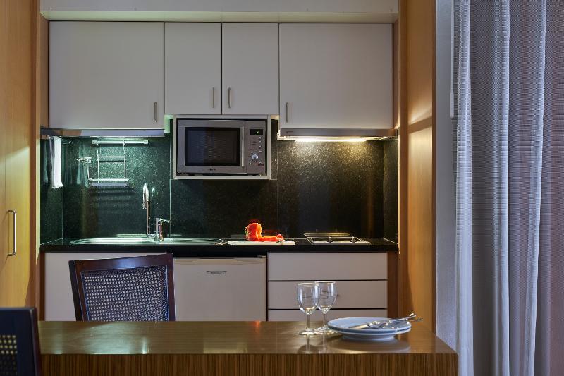 Апартаменты 1 Спальня, Golden Residence