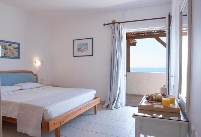 اتاق کلاسیک چهارنفره, Lindos Sun