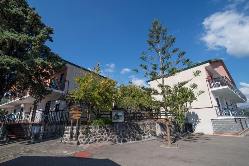 Апартаменты 1 Спальня, Villaggio Alkantara