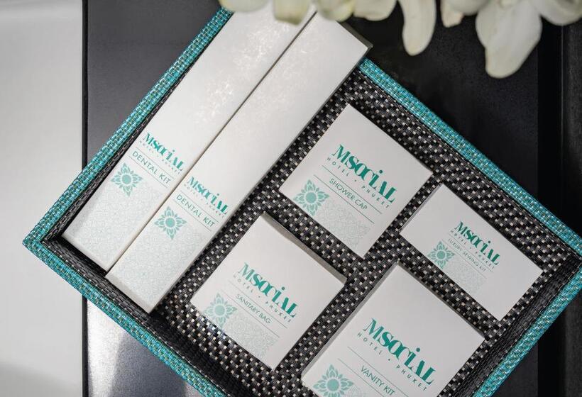 اتاق استاندارد با تخت بزرگ, M Social Hotel Phuket