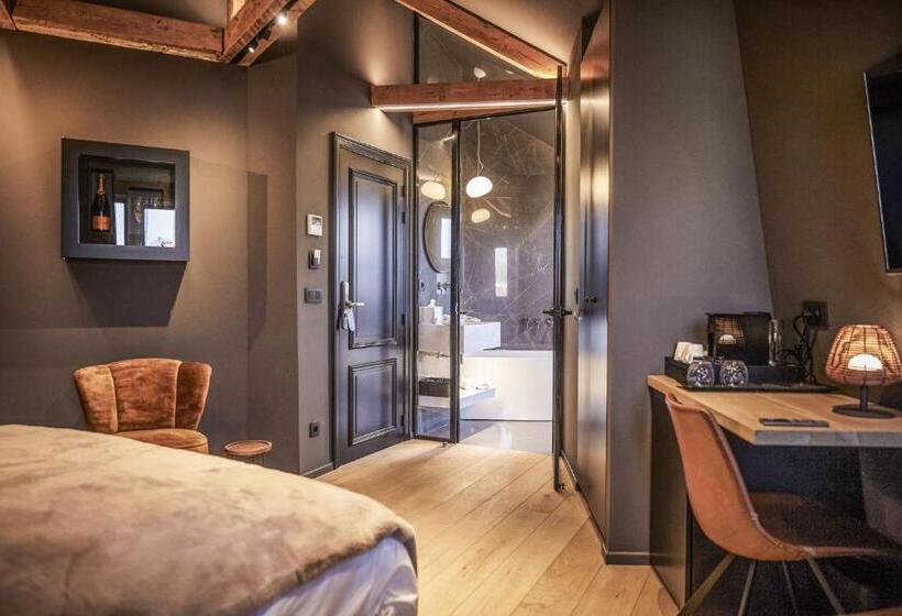Номер Deluxe, Oniro   Luxury Rooms & Wellness Suites