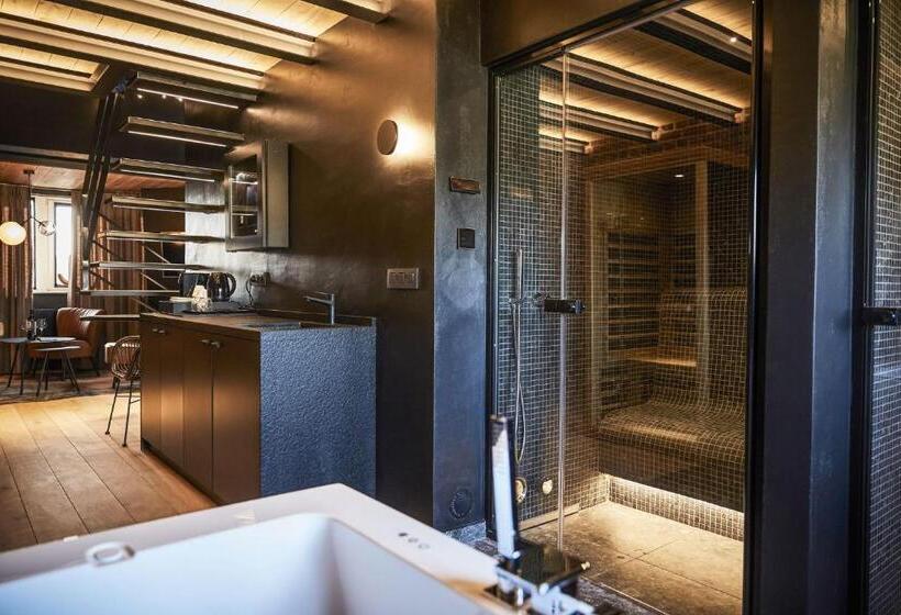 Люкс с гидромассажем, Oniro   Luxury Rooms & Wellness Suites