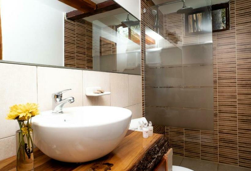 اتاق استاندارد چهار تخته, Casa Olonche