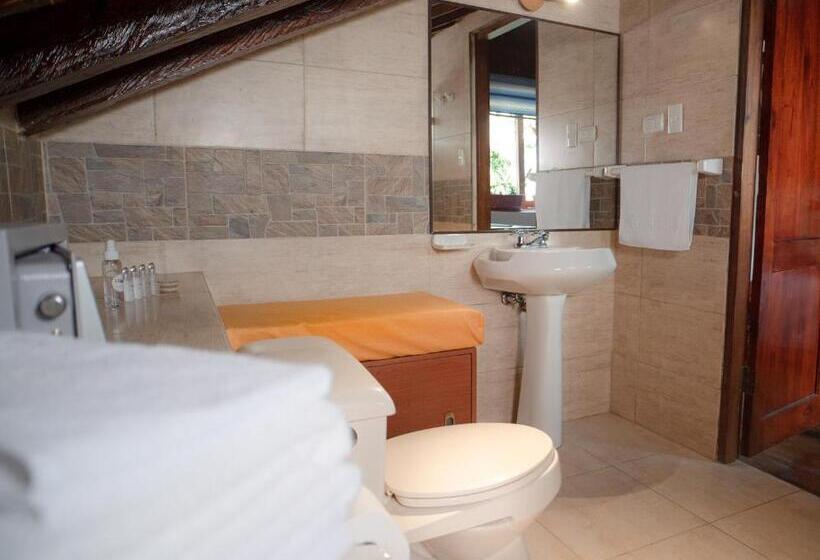 اتاق سوپریور چهار تخته, Casa Olonche