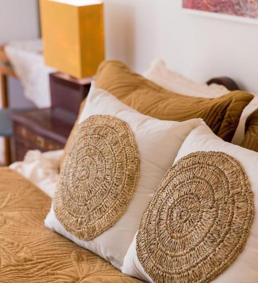اتاق استاندارد با تخت بزرگ, The Babe Boutique