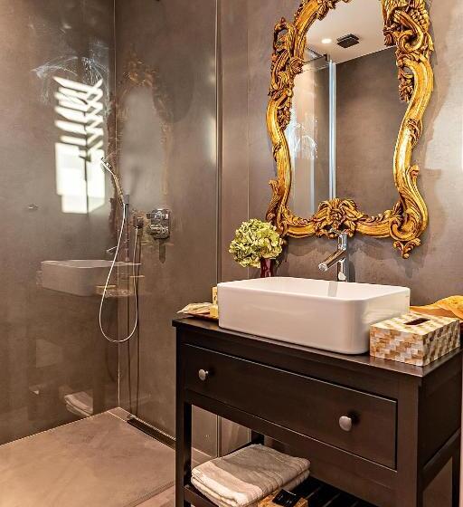 اتاق استاندارد با تخت بزرگ, The Babe Boutique