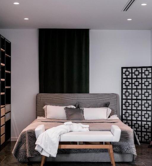 آپارتمان 1 خوابه, The Babe Boutique