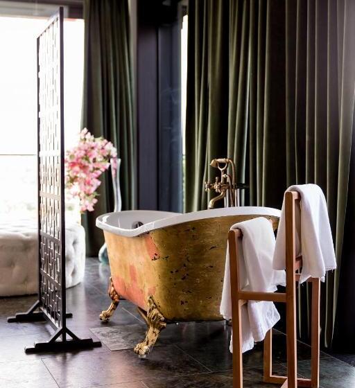 آپارتمان 1 خوابه, The Babe Boutique