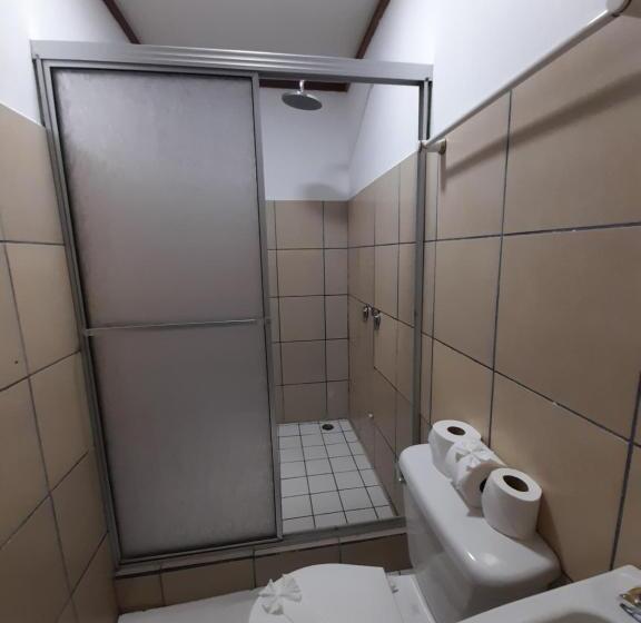 Четырехместный Номер Deluxe, Arenal Poshpacker