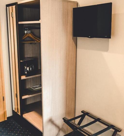 Habitación Superior, Hanza