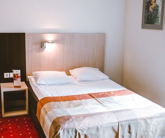 Habitación Estándar Individual, Hanza