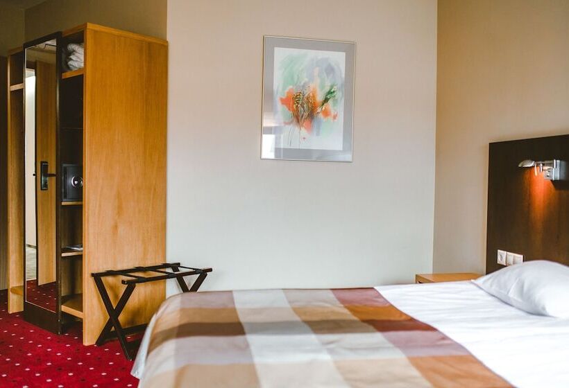 Habitación Superior, Hanza