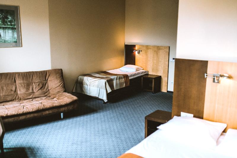 Habitación Familiar, Hanza
