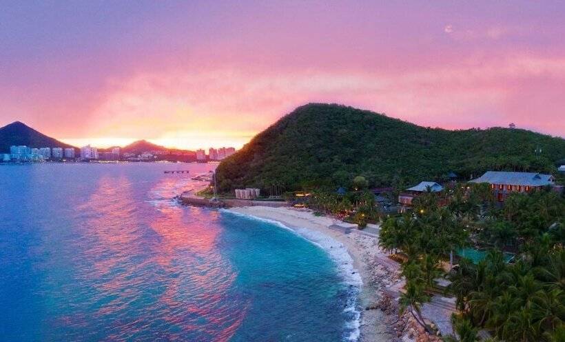 Номер Стандарт 2 Двуспальные Кровати, Mandarin Oriental Sanya