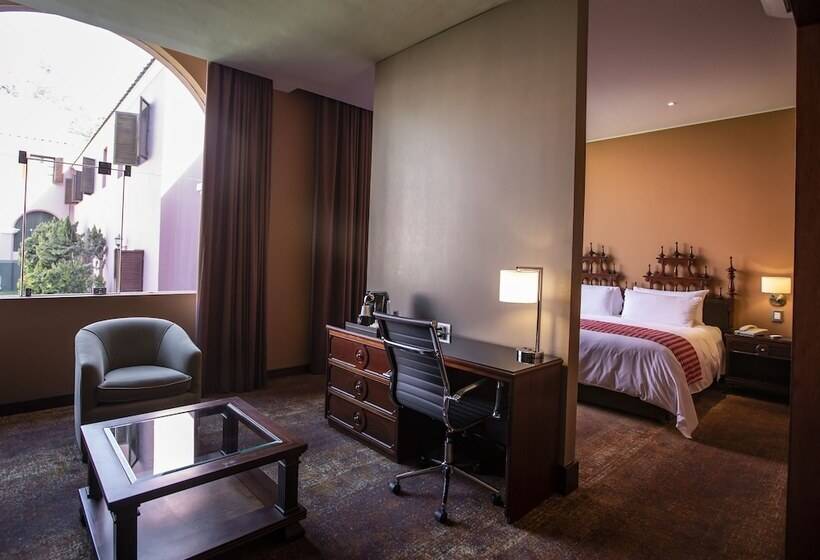 سوییت جونیور, Wyndham Costa Del Sol Arequipa
