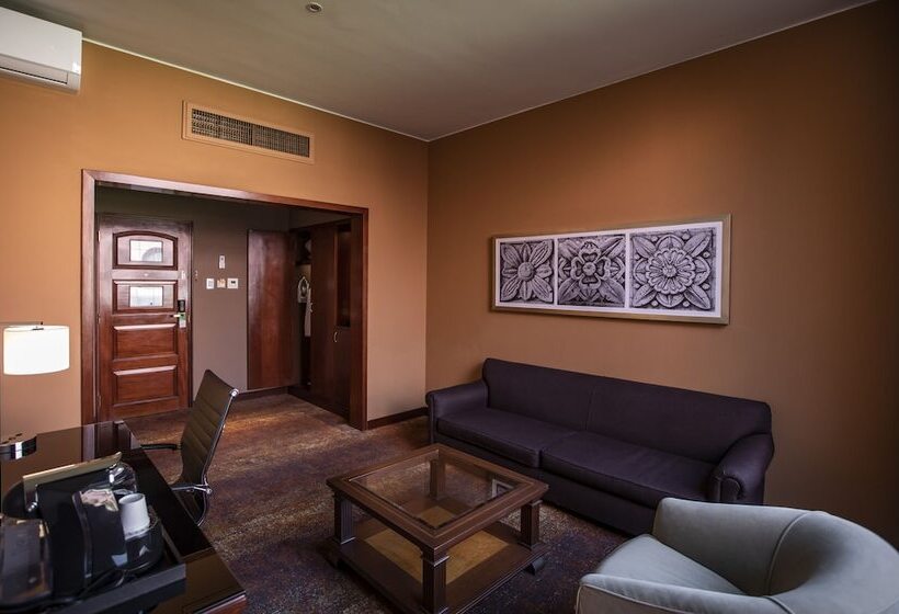 سوییت جونیور, Wyndham Costa Del Sol Arequipa
